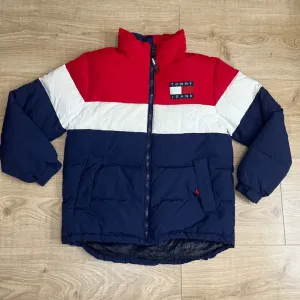 Tommy Hilfiger Jakna