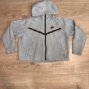 Nike Tech Fleece Duks