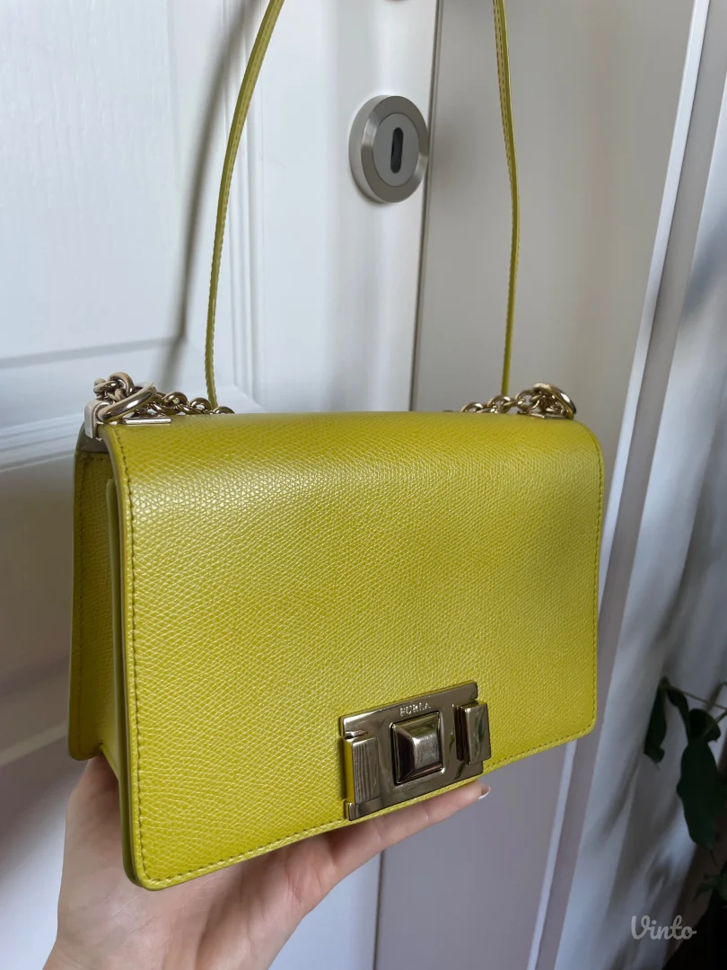 Furla torbica 130€