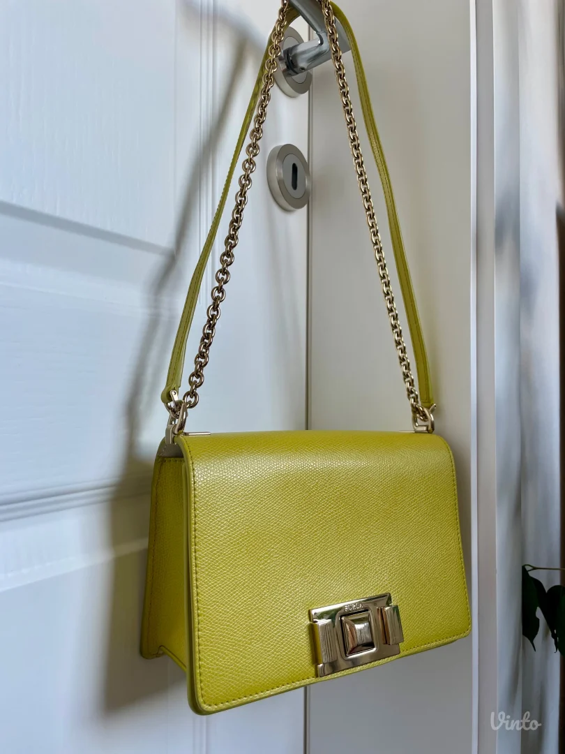 Furla torbica 130€