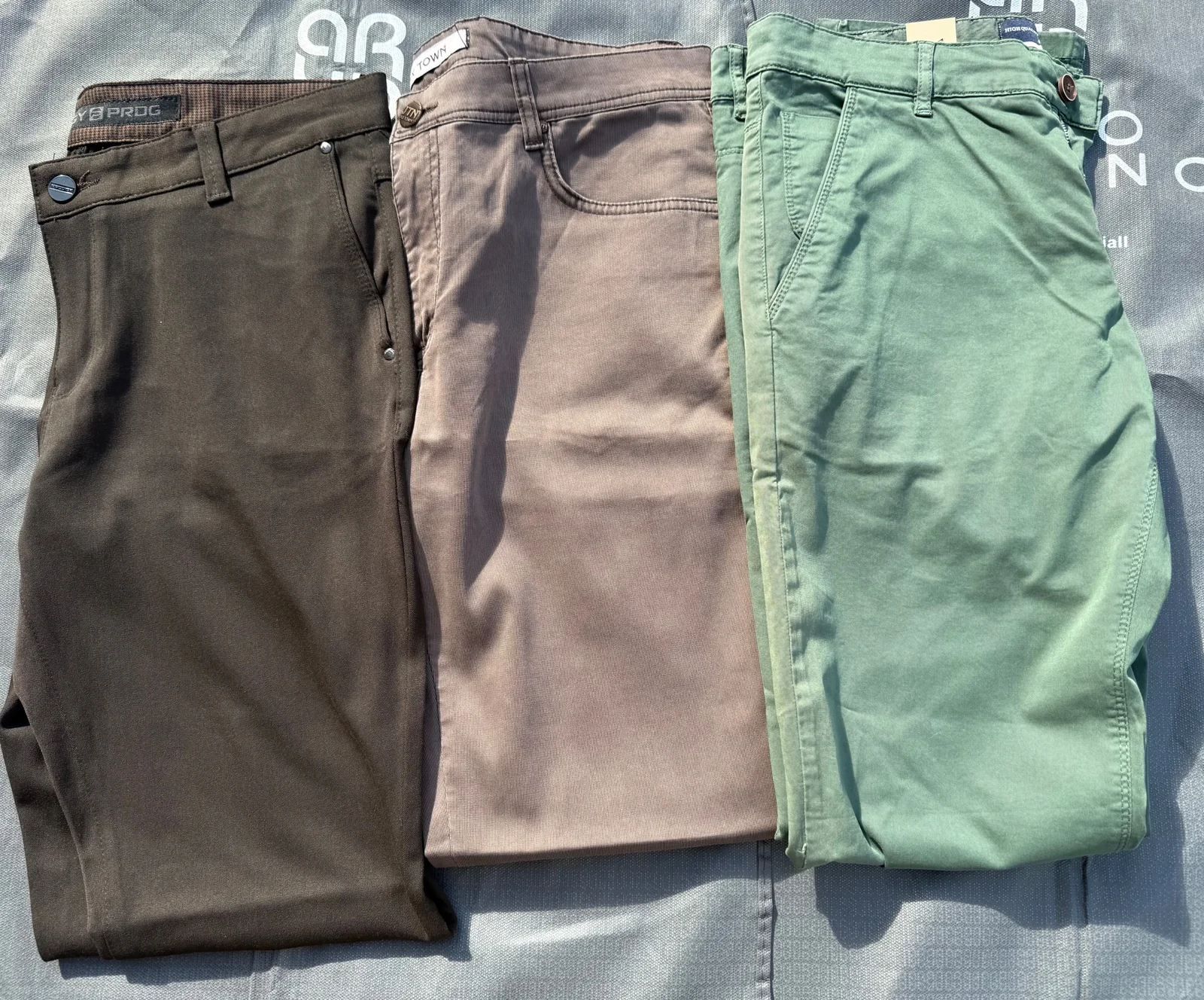 Muske pantalone vise modela