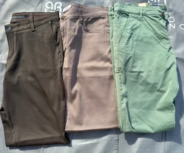 Muske pantalone vise modela