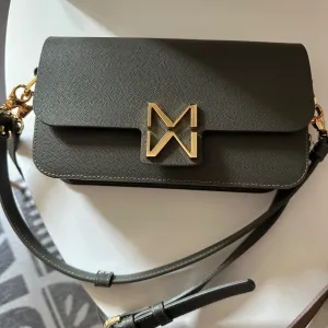 Najlepša MONA torbica