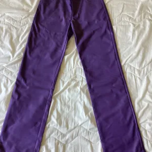 ZARA nove pantalone - Novo