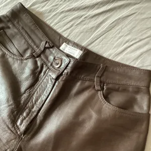 Philosophy di Alberta Ferretti kozne pantalone