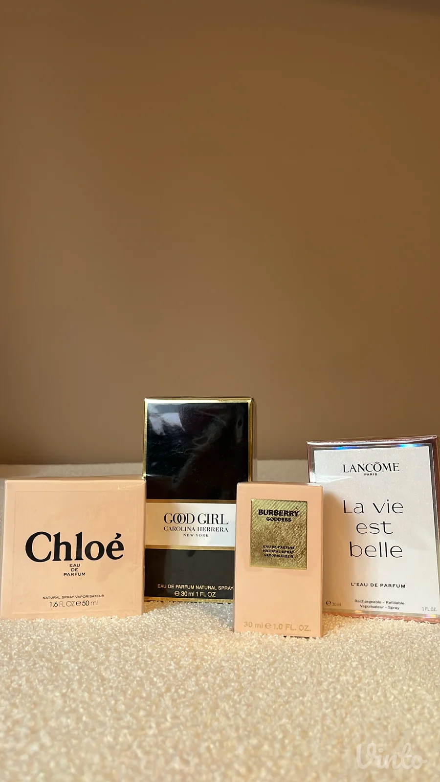 Original parfem nov neotpakovan EDP