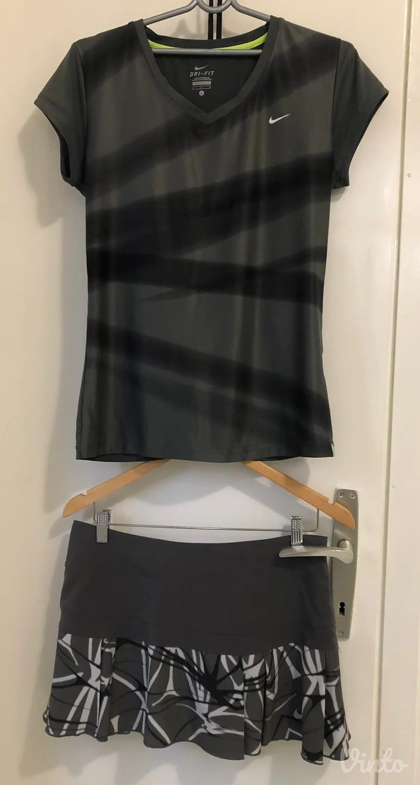 NIKE DRY-FIT teniska suknjica + majica (komplet)