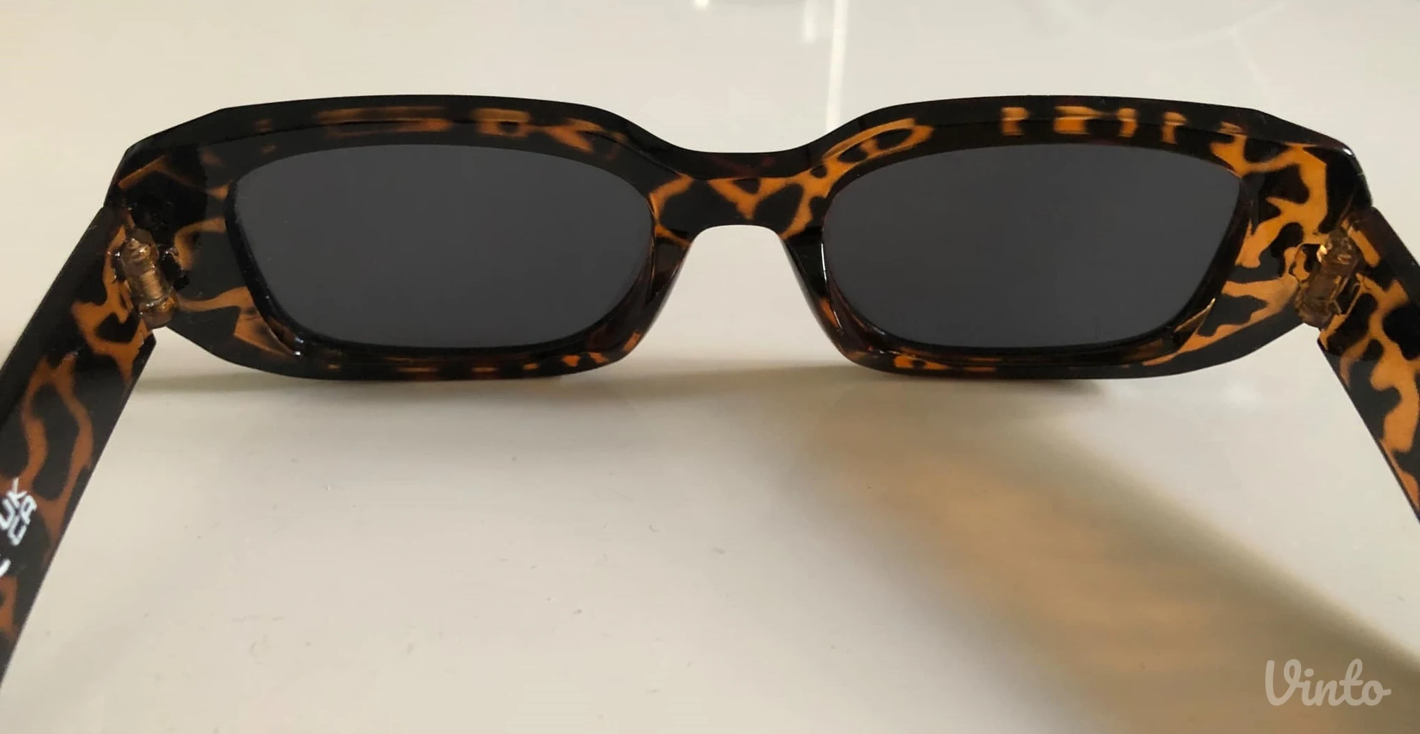 AVON Floryn naočare za sunce (UV 400)