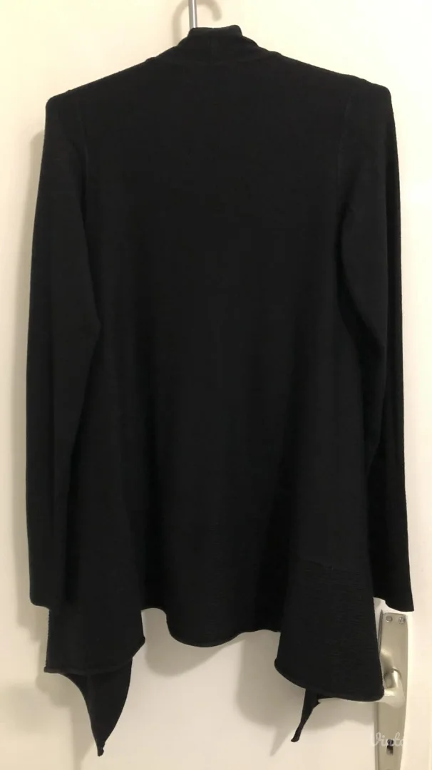 Reserved crni kardigan (džemper)