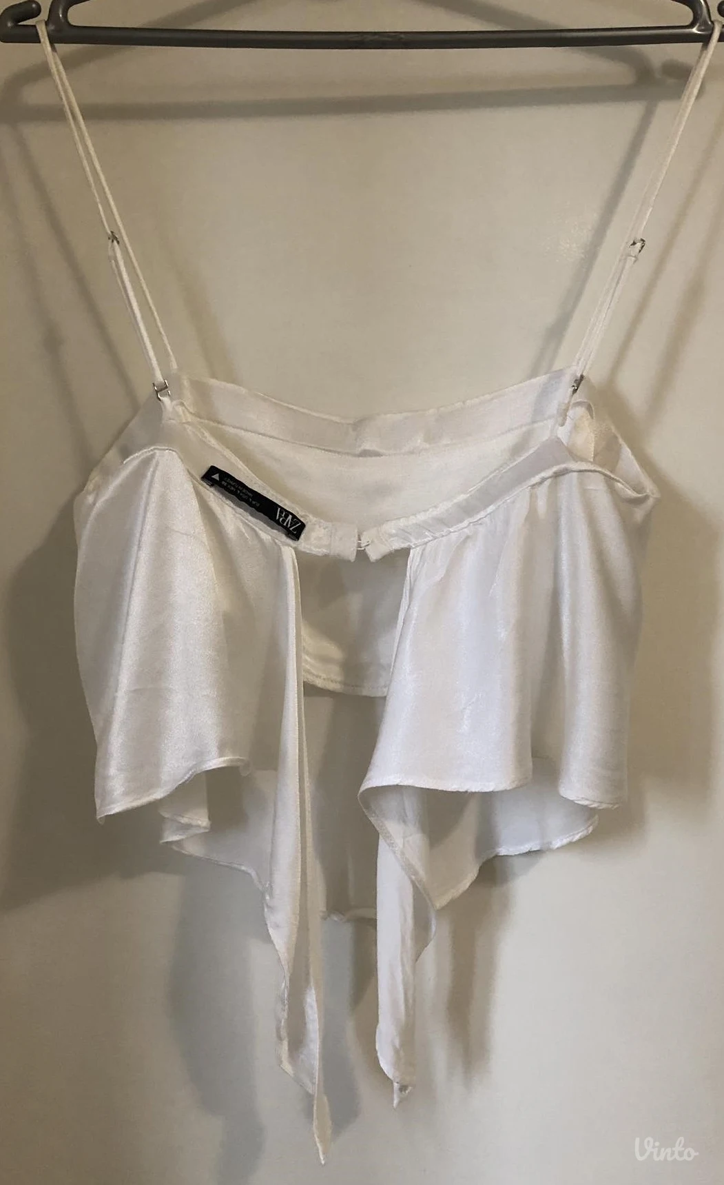 ZARA crop majica na bretele (satenska)