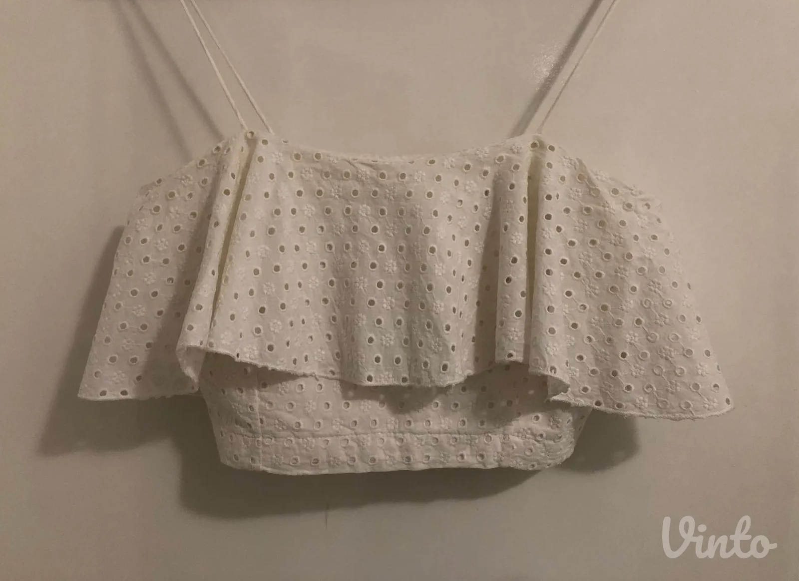 Crop top majica sa vezom