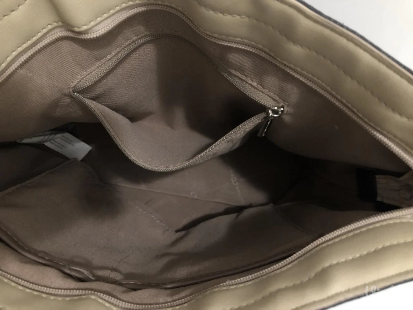 David Jones crna torba