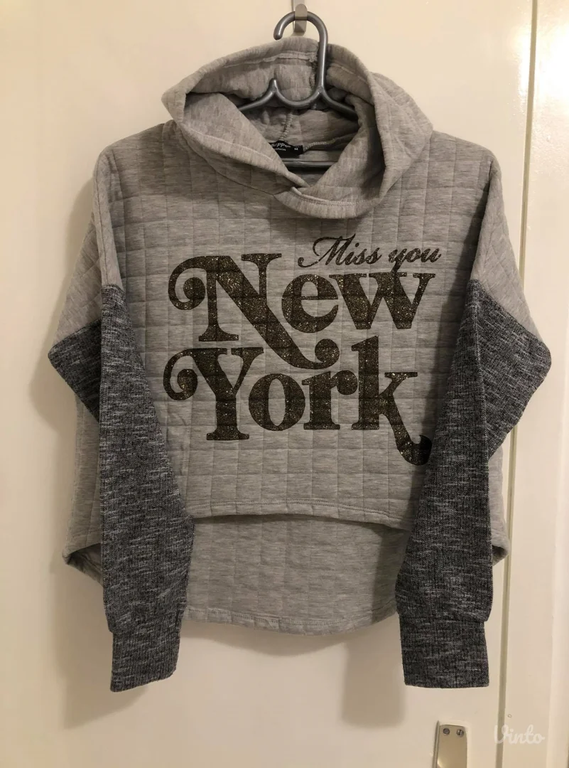 "Beppe fashion" duks sa kapuljačom