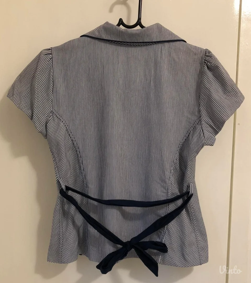 Blejzer kratkih rukava (40/42)