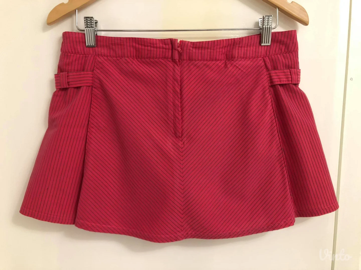 NIKE FIT DRY teniska suknjica sa šortsem (nenošena)