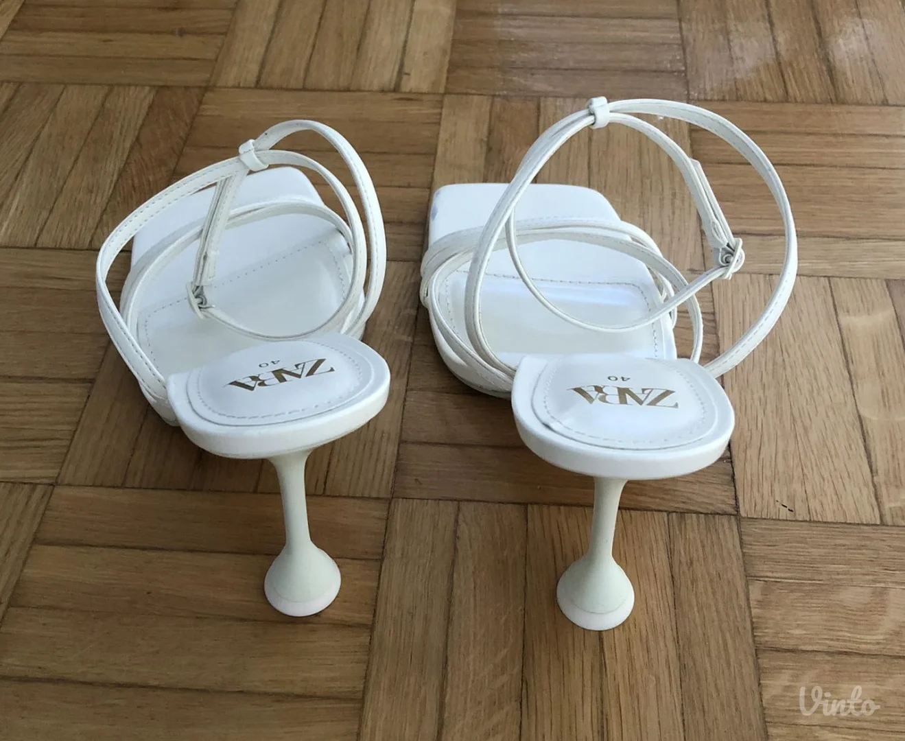 ZARA sandale na štiklu (40)