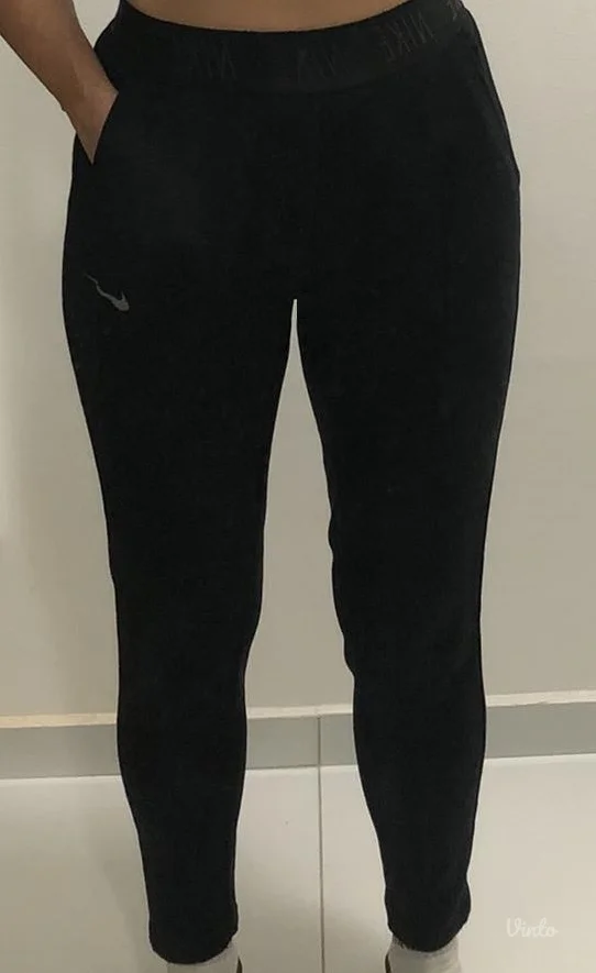 NIKE DRI-FIT uska trenerka (kao helanke)