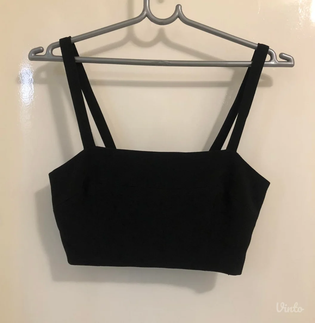 Bershka top majica na bretele