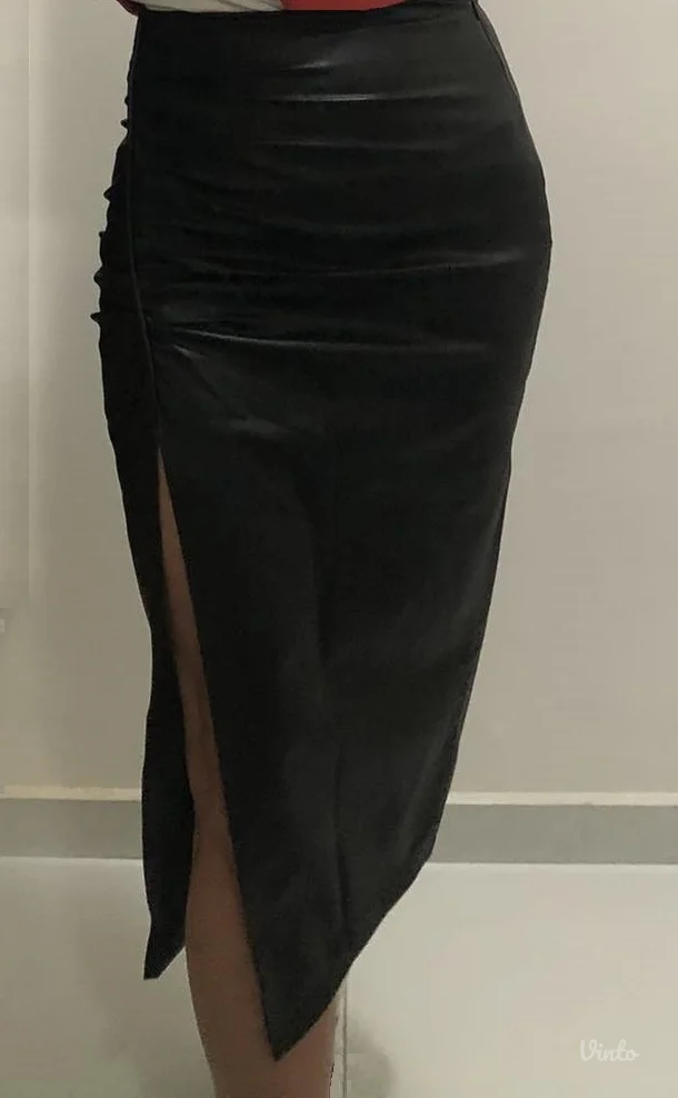 ZARA “kožna” suknja sa šlicem