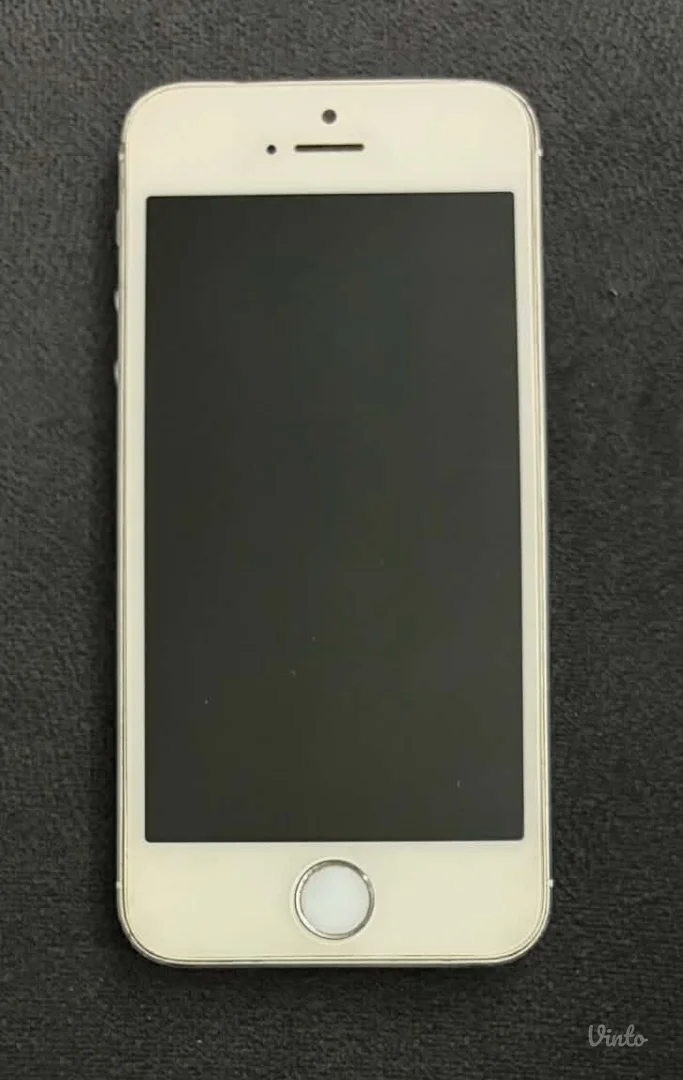 iPhone 5s mobilni telefon (16 GB) (Maske na poklon)