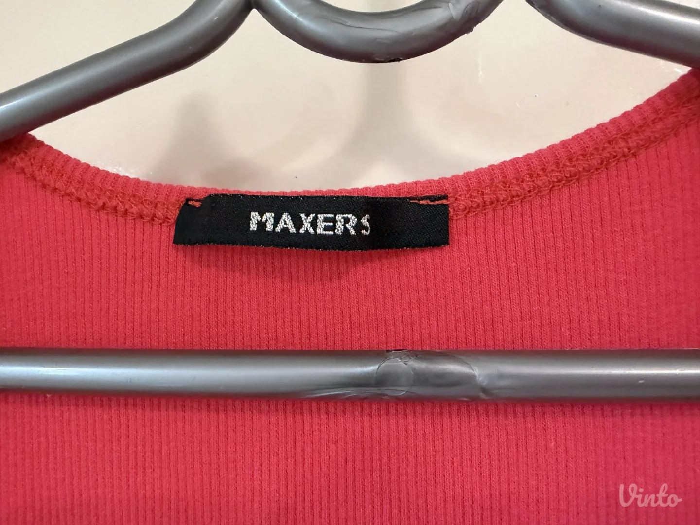 Majica sa biserima bez rukava (+ poklon)