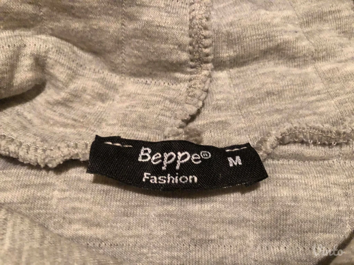 "Beppe fashion" duks sa kapuljačom
