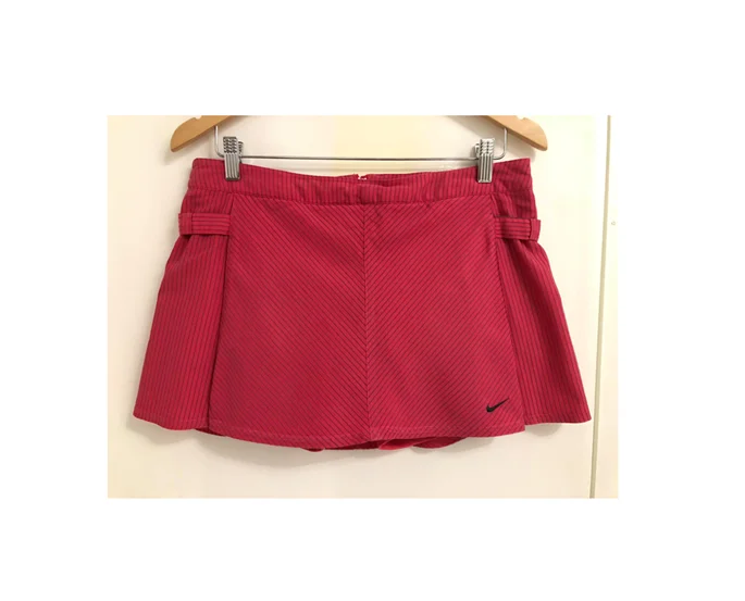 NIKE FIT DRY teniska suknjica sa šortsem (nenošena)