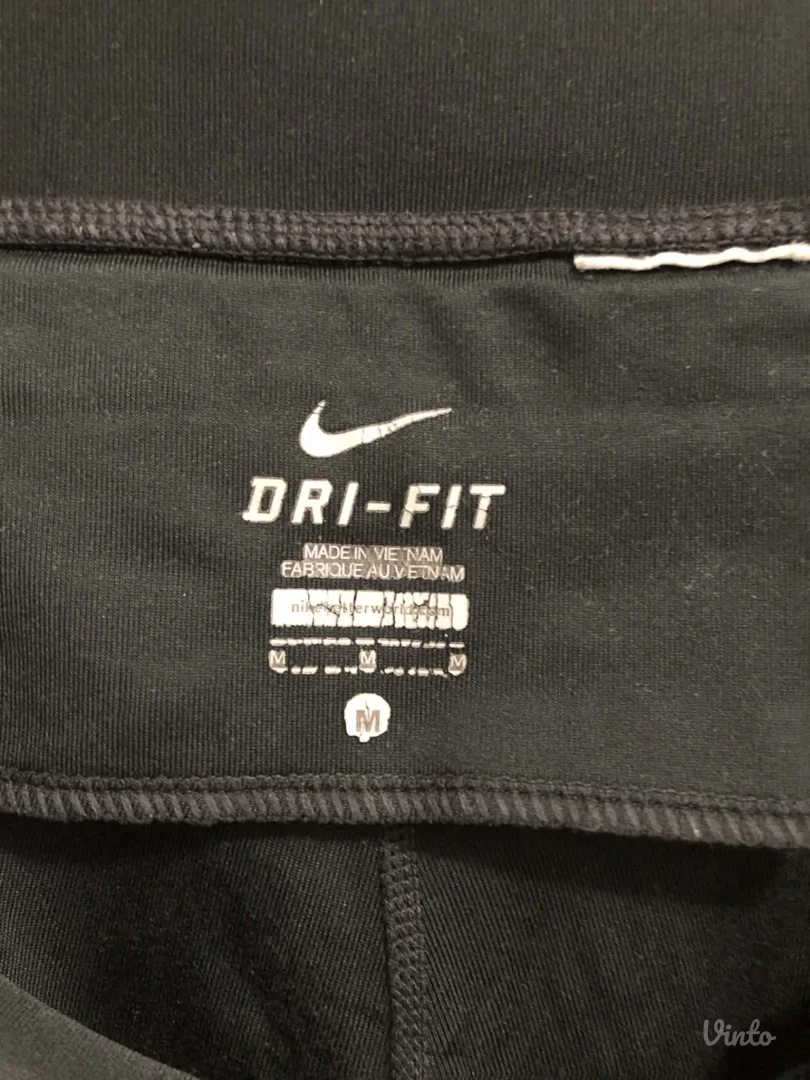 Nike DRI-FIT sportske crne bermude (helanke)