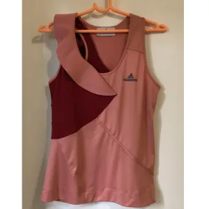 Adidas "Stella McCartney Barricade" majica (nenošena)