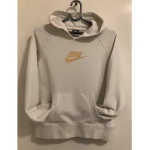Nike beli duks (za 13-14 godina)