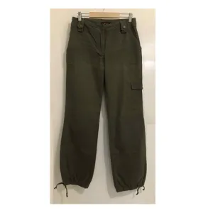 Zelene kargo pantalone