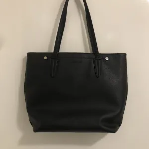 David Jones crna torba