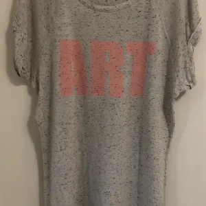 Pull & Bear majica kratkih rukava