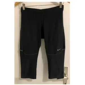 Nike DRI-FIT sportske crne bermude (helanke)