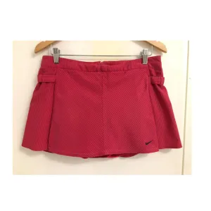 NIKE FIT DRY teniska suknjica sa šortsem (nenošena)