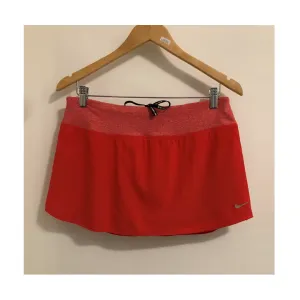 NIKE DRI-FIT teniska suknjica sa šortsem