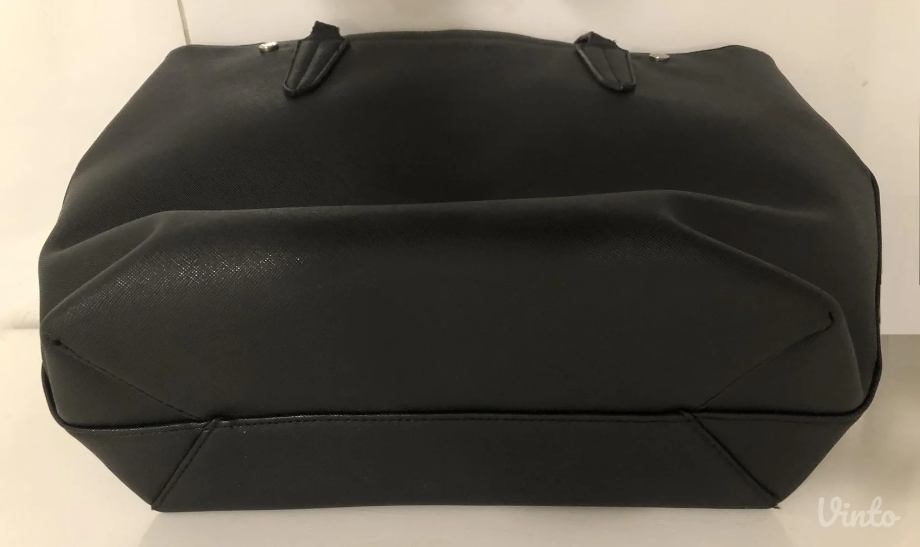 David Jones crna torba