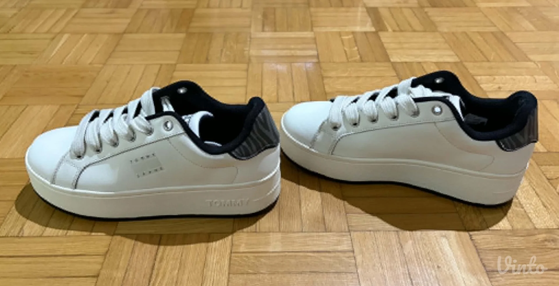 Tommy Hilfiger kožne bele patike
