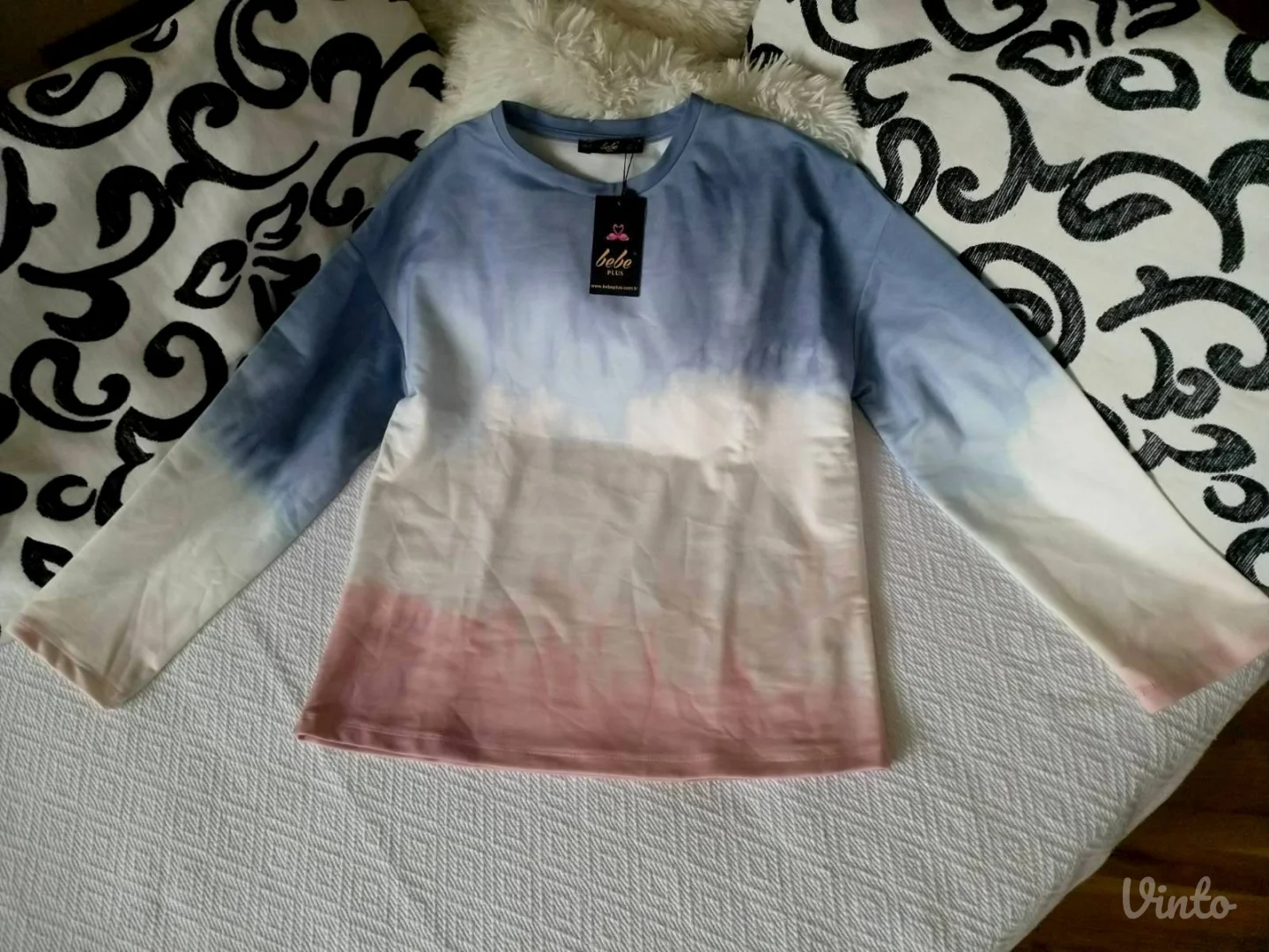 Bebe plus Trikolore duks NOVO etiketa