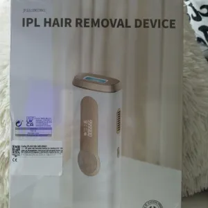 UK IPL epilator sa Hladjenjem Fabricki zapakovan NOVO!