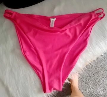 Sinsay donji deo bikinija Barbi