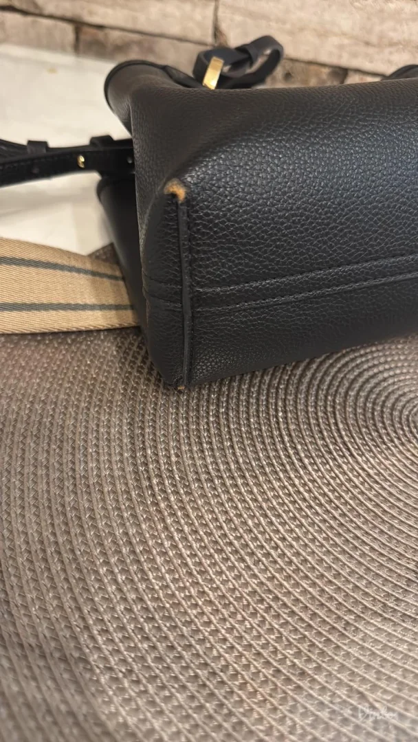 Emporio Armani Tasnica