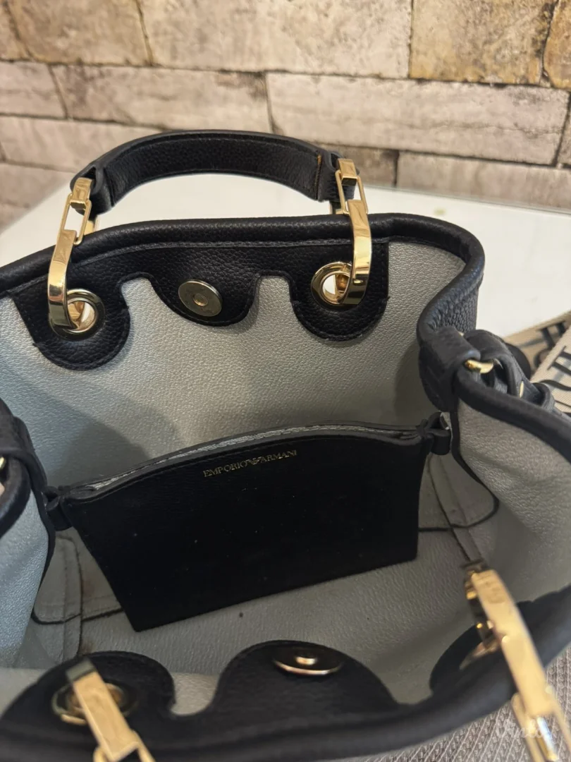 Emporio Armani Tasnica