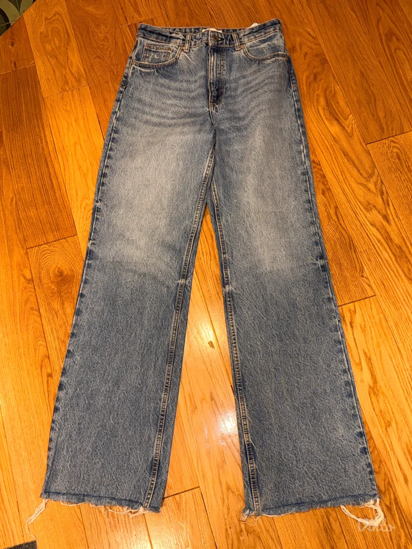 Zara ženske farmerke