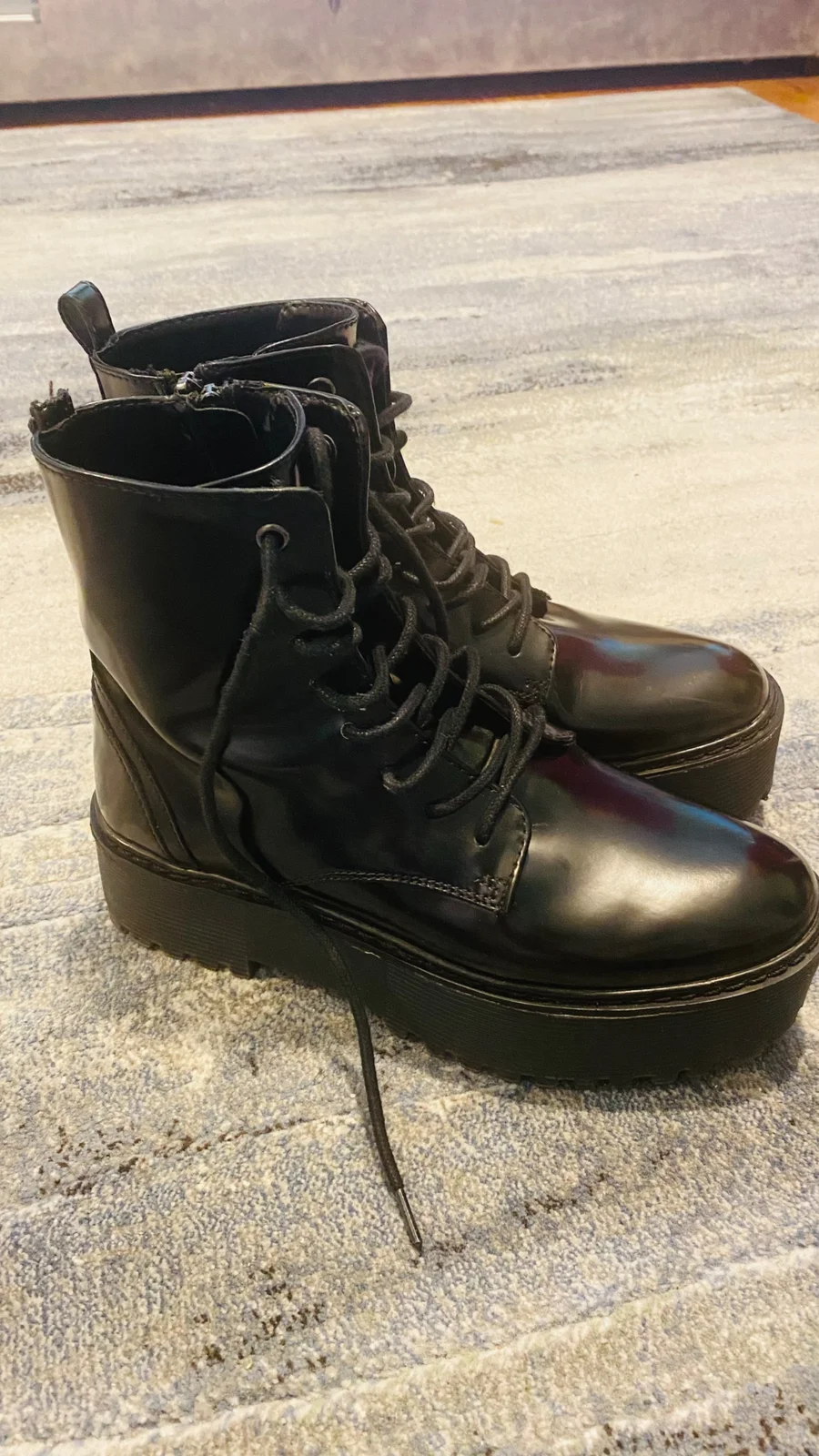 Bershka cizme sa platformom 36