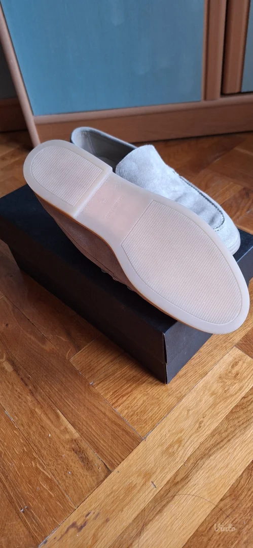 Massimo dutti bež mokaisne NOVO