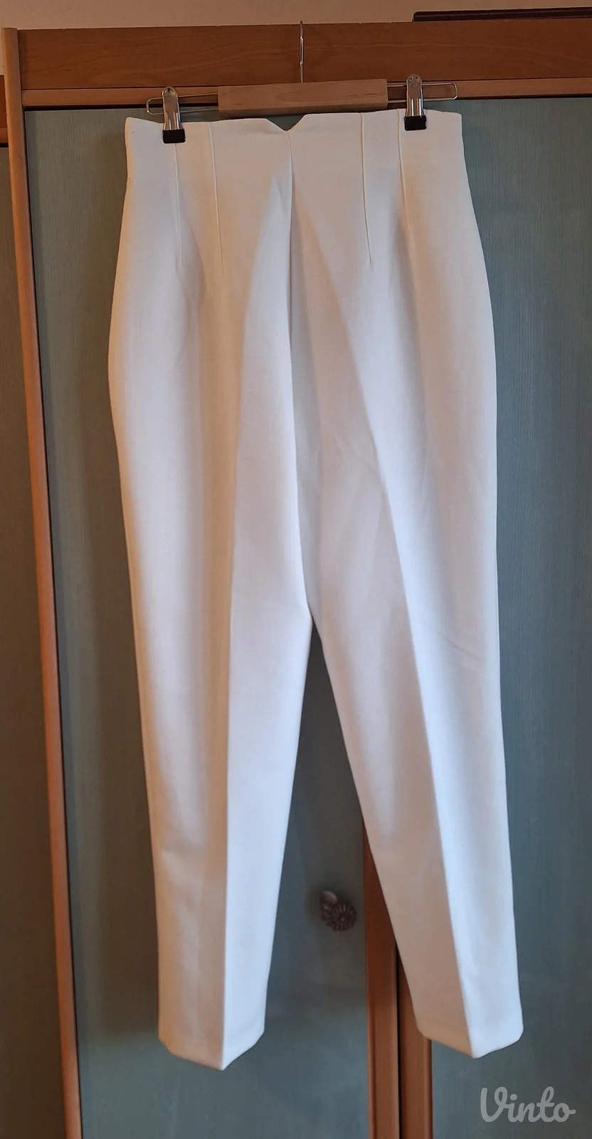 Zara pantalone sa etiketom 38