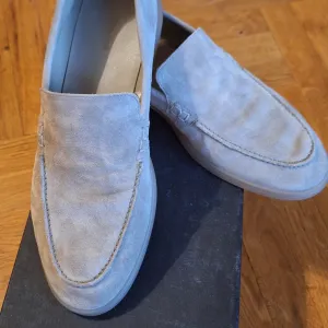 Massimo Dutti mokasine 38 NOVO