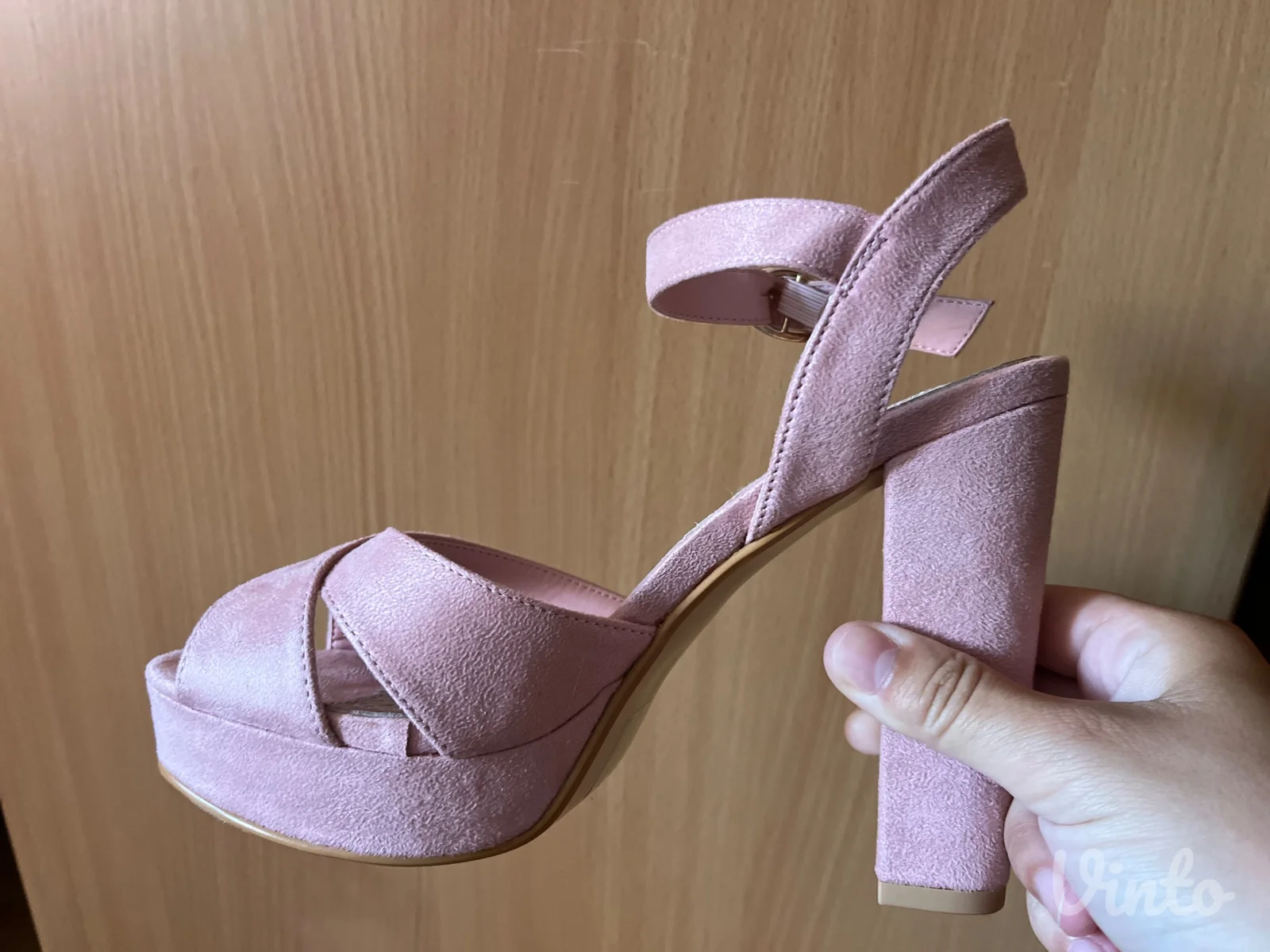 Roze sandale na stiklu, br 38