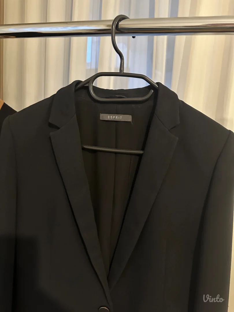 Esprit crni zenski sako